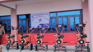 ऐसेलुखर्कमा कृषि यान्त्रिकीकरण कार्यक्रम सम्पन्न