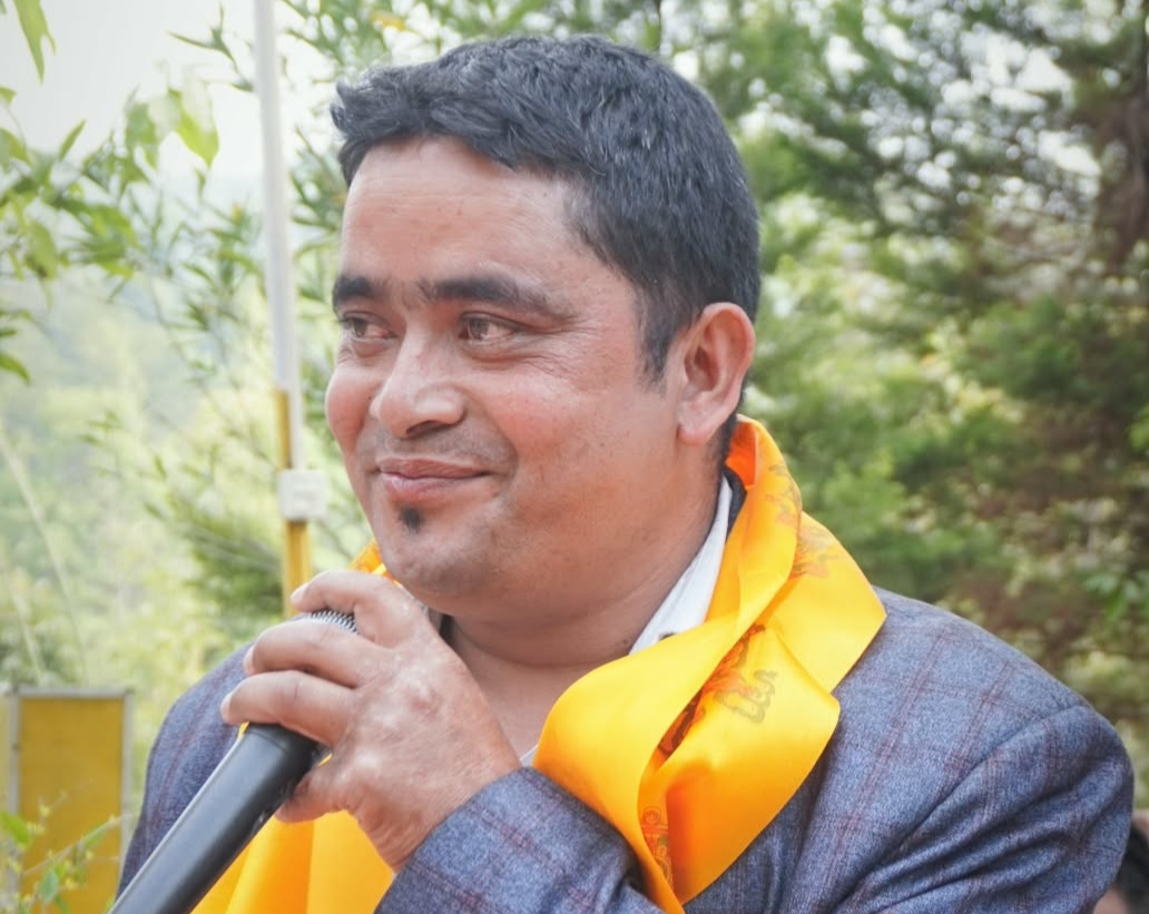 वडा अध्यक्ष लिला चाैहान पक्राउ